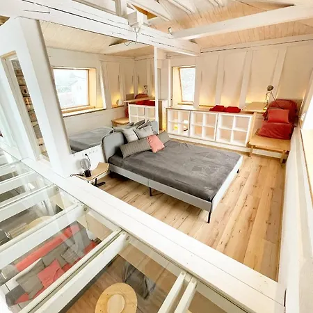 Matilda's Lovely 2-bedroom House *