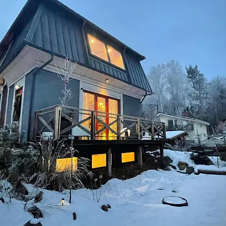 Matilda's Lovely 2-bedroom House Villa Vilnius