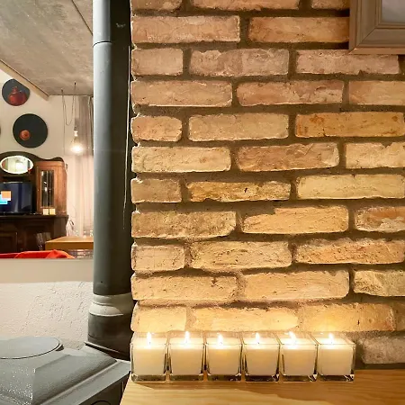 Вілла Matilda's Lovely 2-bedroom House