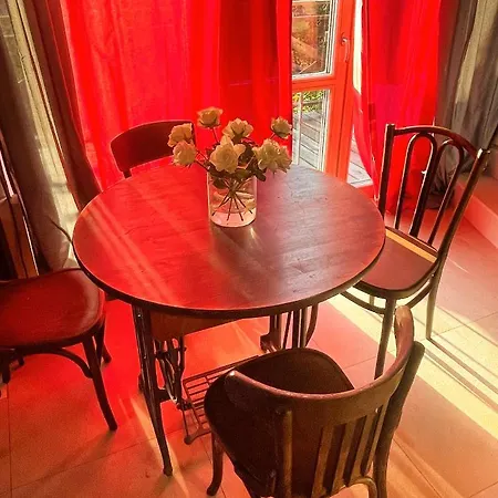 Matilda's Lovely 2-bedroom House