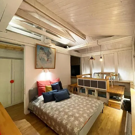 Matilda's Lovely 2-bedroom House Vilna