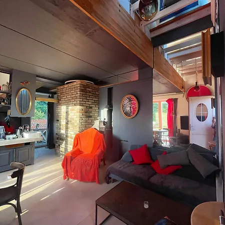 Matilda's Lovely 2-bedroom House