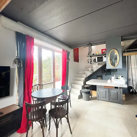 Matilda's Lovely 2-bedroom House Vilnius