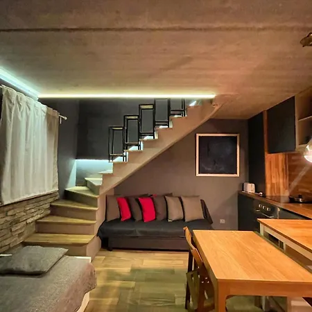 Matilda's Lovely 2-bedroom House